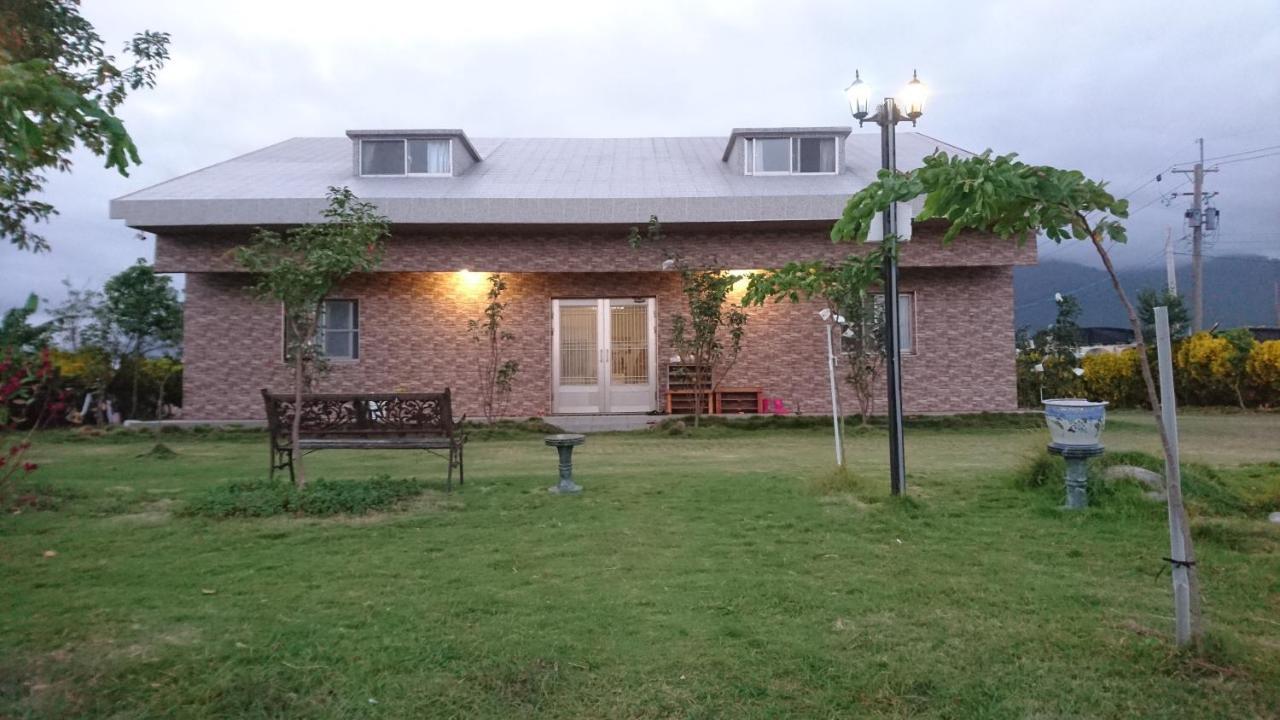 Red Crown Jacana B&B Taitung Экстерьер фото
